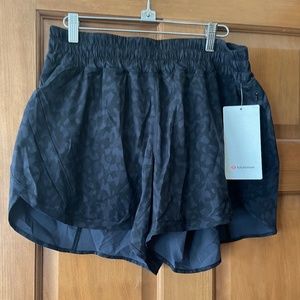 Lululemon track that short